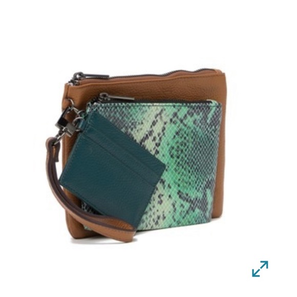 AMY KESTENBERG 3-piece Leather Travel Bag/Wristlet - Picture 4 of 4